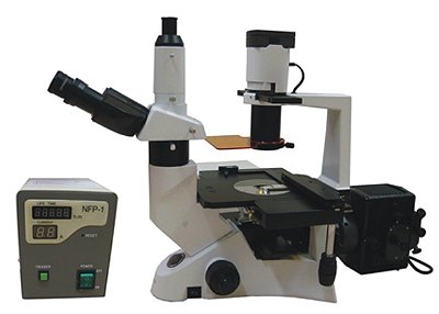 Microscópio Trinocular Invertido. Aumento 40X Até 400X Ou 40X Até 600X