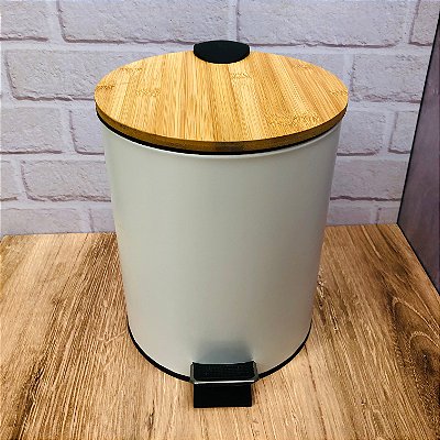 Lixeira Com Pedal Metal E Bambu Branca 5l