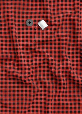 Tecido Micropercal Estampa Digital Xadrez Mini Laranja e Preto 1,55m de Largura