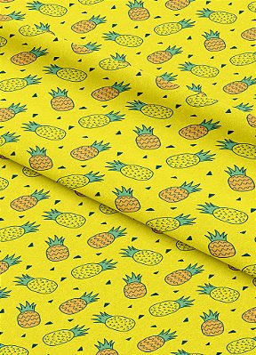 Tecido Micropercal Estampa Digital Abacaxi Fundo Amarelo 1,55m de Largura