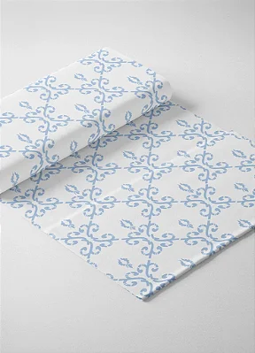 Tecido Tricoline Estampa Digital Arabesco Azul Fundo Branco 1,55m de Largura