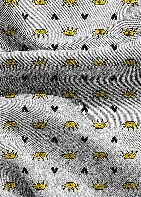 Tecido Blackout Estampa Digital  Coroa Amarelo Coração Preto  1,35m de Largura