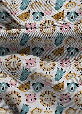 Tecido Blackout Estampa Digital Animais Coloridos 1,35m de Largura