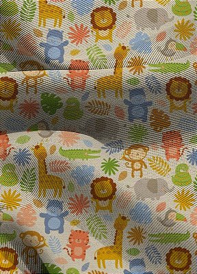 Tecido Blackout Estampa Digital Bichos Coloridos 1,35m de Largura