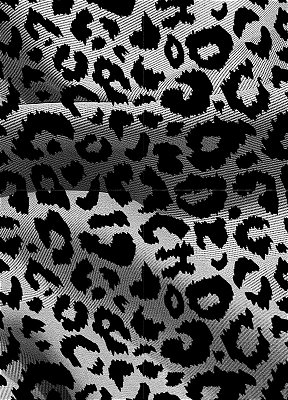 Tecido Blackout Estampa Digital Onça Pintada Preto e Branco 1,35m de Largura