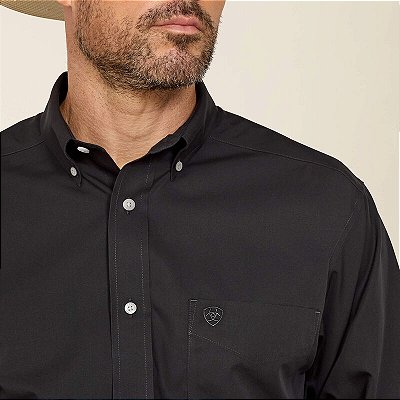 Camisa Ariat Wrinkle Free Solid Classic Fit 10020328