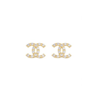 Brinco Chanel cravejado em Banho Ouro 18k