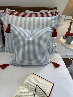 Almofada quadrada 45cm x 45cm com Tassel