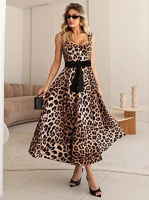 Vestido Midi Animal Print em Crepe com Faixa Guapa