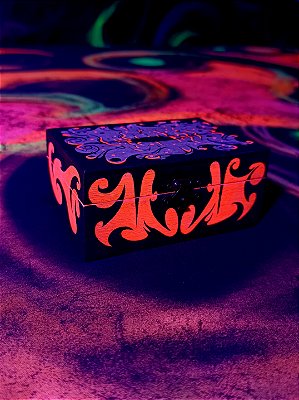 Caixinha Mágica "What is Real?"