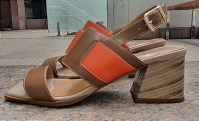 SANDÁLIA COURO 138002 CARAMELO / TANGERINA