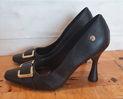 SCARPIN SALTO TAÇA 519003 PRETO / FIVELA DOURADO