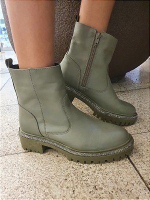 BOTA COURO 50281 VERDE MILITAR / PEDRAS ONIX / SOLADO TRATORADO