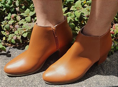 BOTA 25035 CARAMELO