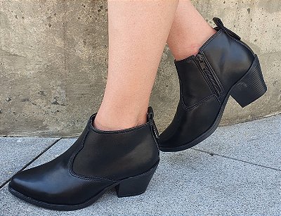 BOTA 34298 PRETO 
 COUNTRY COM CHARME