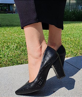 SCARPIN 202500 PRETO TEXTURIZADO