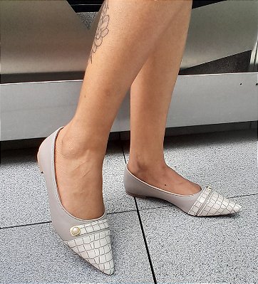 SAPATILHA 3087 CINZA / BICO OFF WHITE TEXTURIZADO / ENFEITE PEROLA