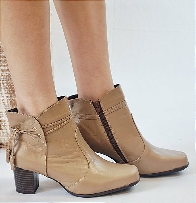 BOTA EM COURO 101319 TAMARINDO BEGE