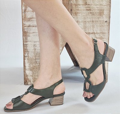 SANDÁLIA EM COURO 221750 VERDE