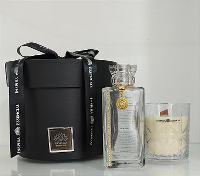 Gift Box Terapêutico com Óleo Essencial em sua composição: Vela Aromática + Difusor de Aromas com varetas  | Com cartão personalizado.