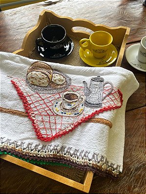 Pano de Prato Bordados Artesanalmente - Peça ÚNICA - Mesa café - bule cinza
