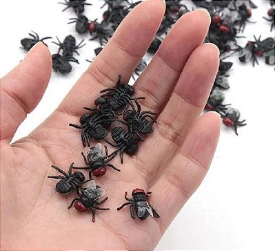 Mosca Fake de Plástico – Kit com 50 Unidades para Decoração e Pegadinhas