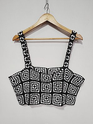 Cropped crochê preto e branco