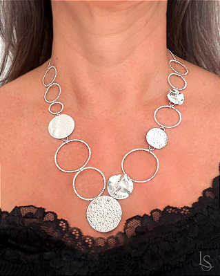 Colar de Prata Lunar com textura longo