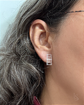 Brinco de Prata 950 -  Quadra de Tênis Ana Zannoni - pino/tarraxa