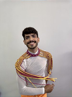 Ombreira Folia em macramê