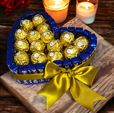Caixa de Chocolate Coração Bis com Ferrero