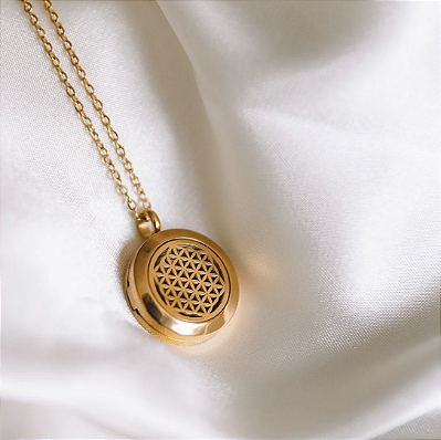 Colar Difusor - Pingente 20mm - Flor da Vida - Dourado - Aço Inox