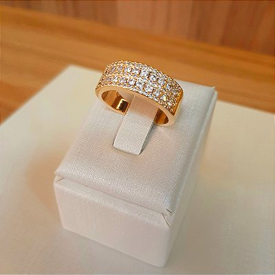 Anel largo meia aliança cravejado zircônias