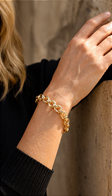 Pulseira elos entrelaçados