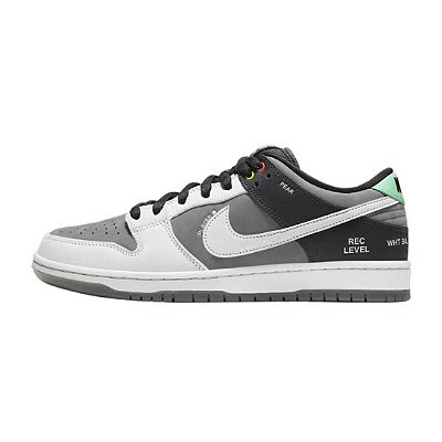 Nike SB Dunk Low VX1000
