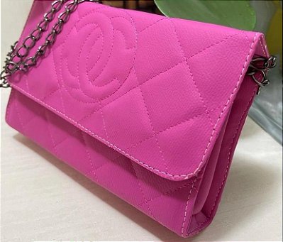 dark pink chanel bolsa