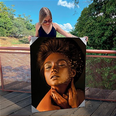 Quadro Decorativo Canvas Mulher Beleza Feminina Maquiagem Dourada Gold Luxo Olhos Fechados Vertical