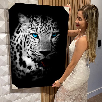 Quadro Decorativo Flutuante Animal Onça Preto e Branco com Olho Azul Vertical