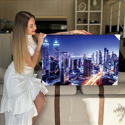 Quadro Decorativo Flutuante Paisagem Urbana Noturna da Cidade de Dubai Horizontal