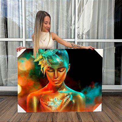 Quadro Decorativo Canvas Beleza Feminina Mulher Dourada de Olhos Fechados com Flores Horizontal