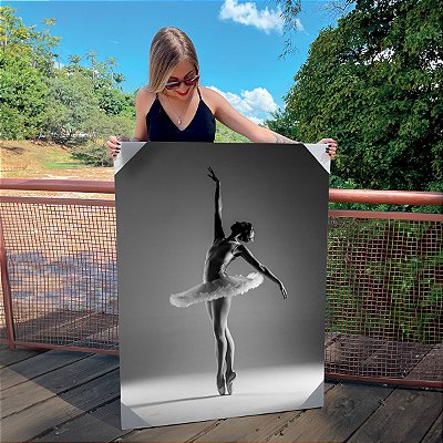Quadro Decorativo Canvas Bailarina Preto e Branco Vertical