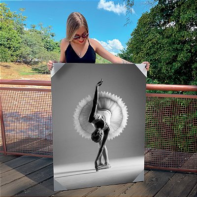 Quadro Decorativo Canvas Bailarina Preto e Branco Vertical
