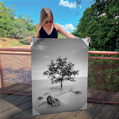 Quadro Decorativo Canvas Paisagem Árvore em meio a água Preto e Branco Vertical
