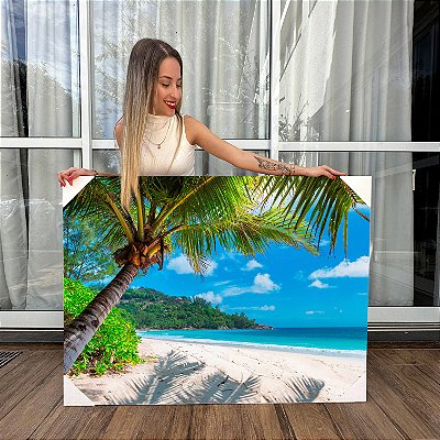Quadro Decorativo Canvas Paisagem de Praia com Águas Azuis em um dia Ensolarado Horizontal