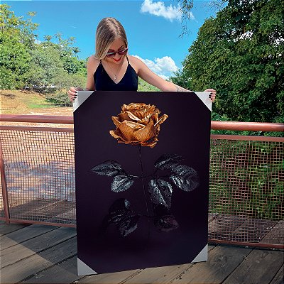 Quadro Decorativo Canvas Floral Rosa na cor Dourada Folhas Pretas Vertical