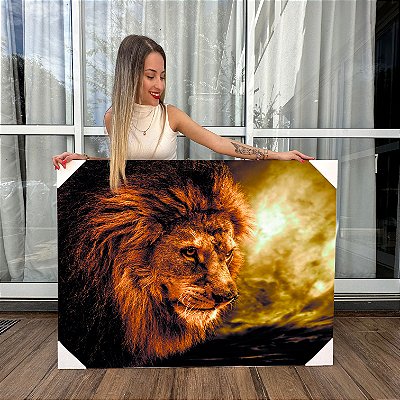 Quadro Decorativo Canvas Animais Leão Paisagem com Céu Dourado Horizontal