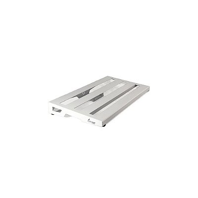 Pedalboard Grande 60x30 Fire Pedal Frame V2 em Alumínio com Suporte de Fonte Branco