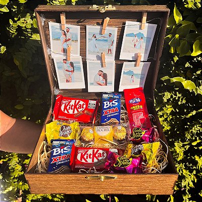 Caixa com fotos e Chocolates