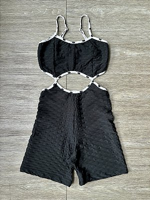 Macaquinho Faixa Brocado Preto Empina