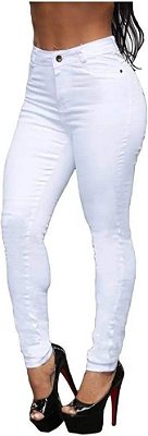 Calça feminina skinny de sarja amaciada com bolso.